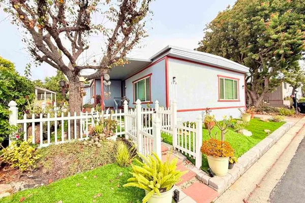 1925 OTAY LAKES RD SPC 148