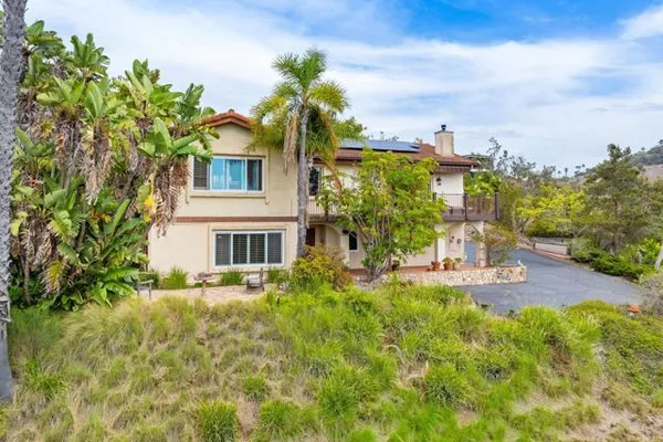1330 SUGARBUSH DR