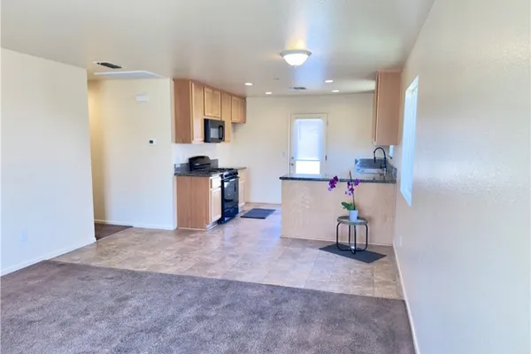 767 TARYN CT