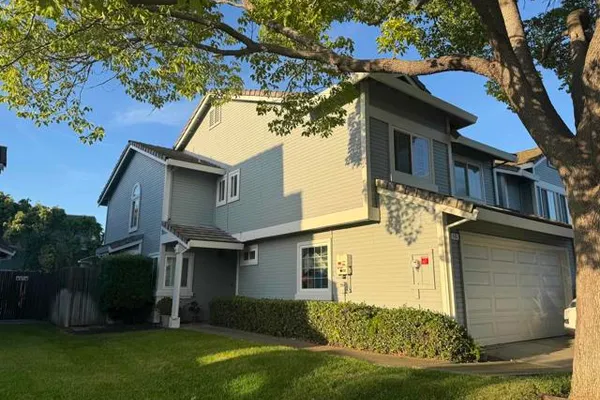 115 PELICAN LOOP