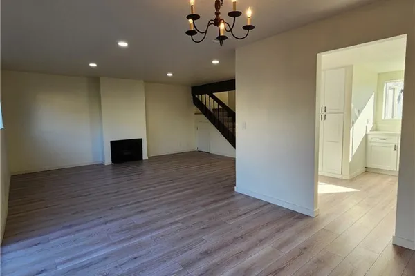 437 REED WAY