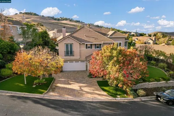 995 ROSEHEDGE CT