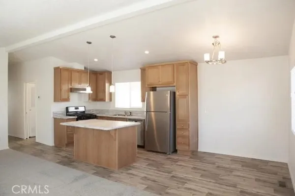 17700 S WESTERN AVE SPC 114