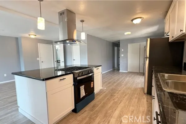 485 IDYLLWILD DR SPC 25