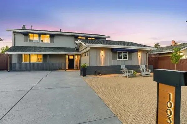1003 ROSA AVE