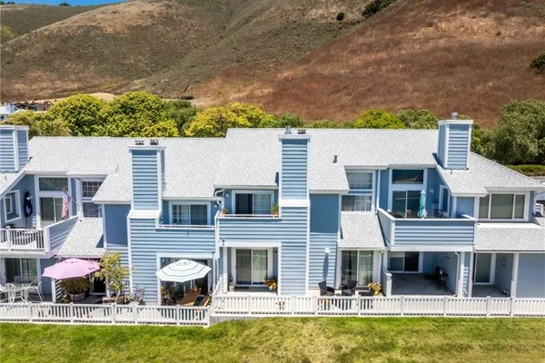 320 FOOTHILL RD 7