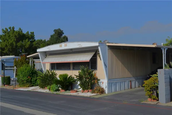 1630 S BARRANCA AVE SPC 102