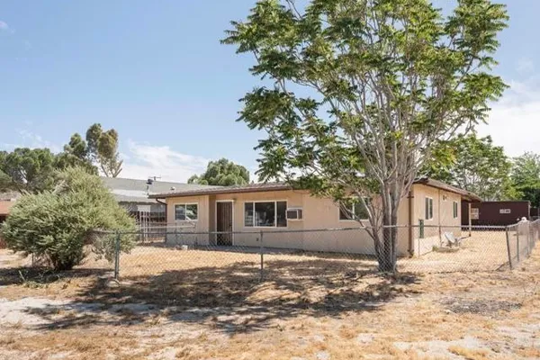 44600 BRAWLEY AVE