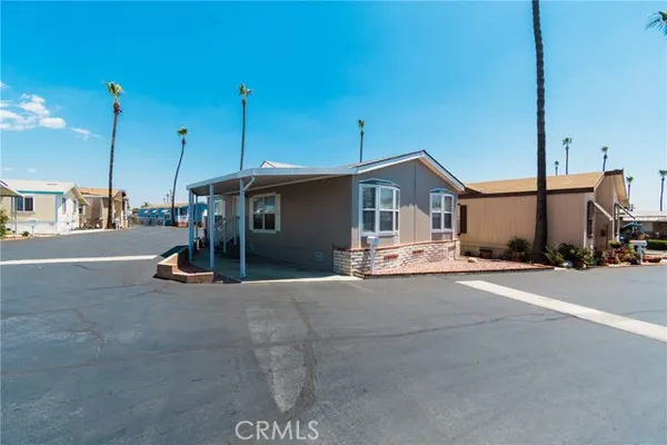 1565 W ARROW HWY SPC C23