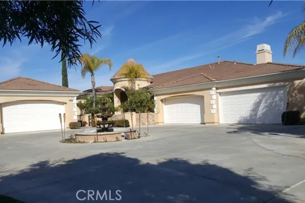 4007 SUZIE CIR