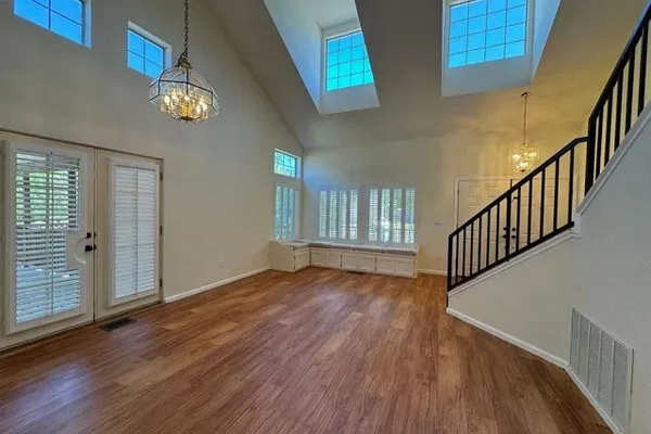 5067 PRAIRIE WAY