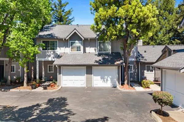226 BIRCH CREEK DR
