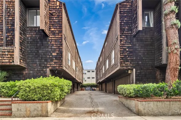 332 N 5TH ST 6
