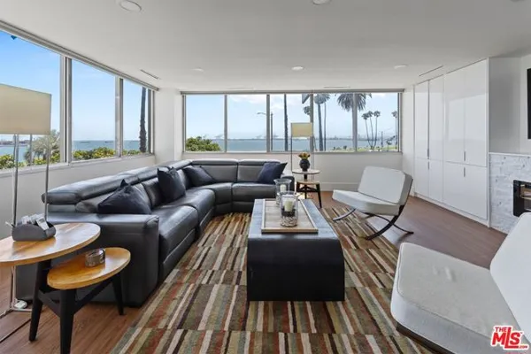 2999 E OCEAN BLVD 210