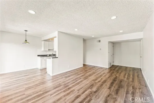 985 S IDAHO ST 40