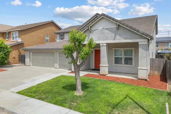 725 OXALIS DR
