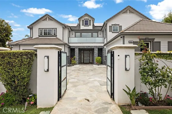 3111 GARDENIA LN