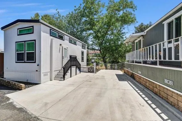 14291 RIOS CANYON RD SPC 3