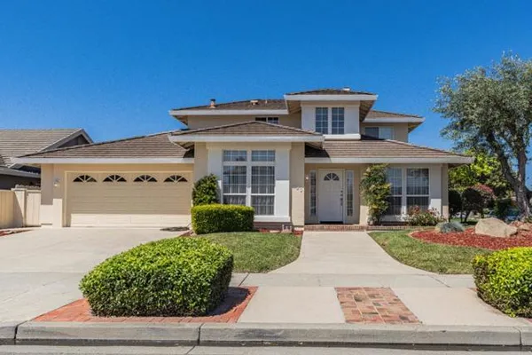 1520 CAMBRIDGE CT