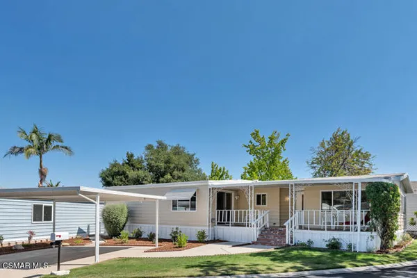 2779 THUNDERBIRD DR 80