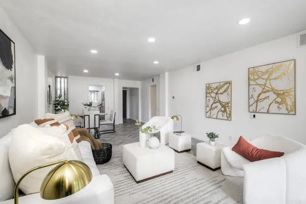 12160 RANCHO BERNARDO RD A