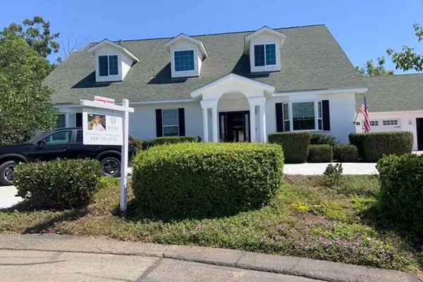 212 ACROPOLIS WAY