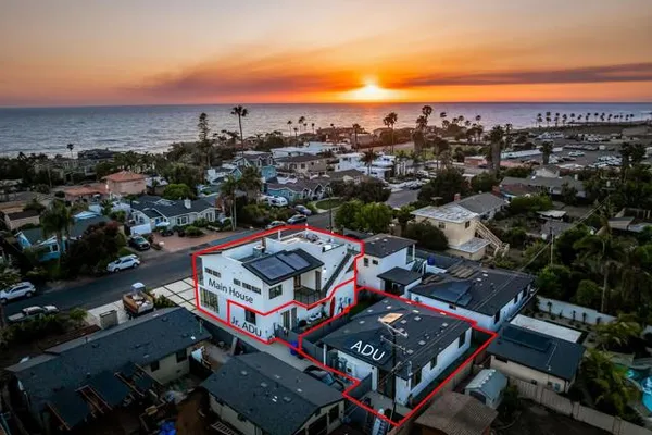 5140 LOS ROBLES DR