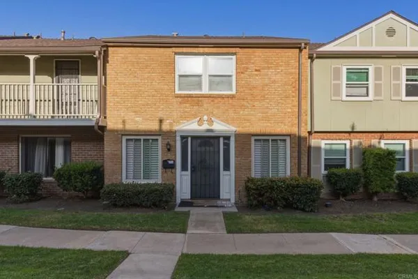 11911 ROYAL RD D
