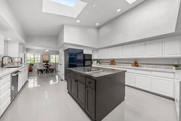 19 GATEVIEW DR
