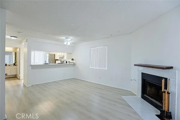 290 VICTORIA ST 29 F8