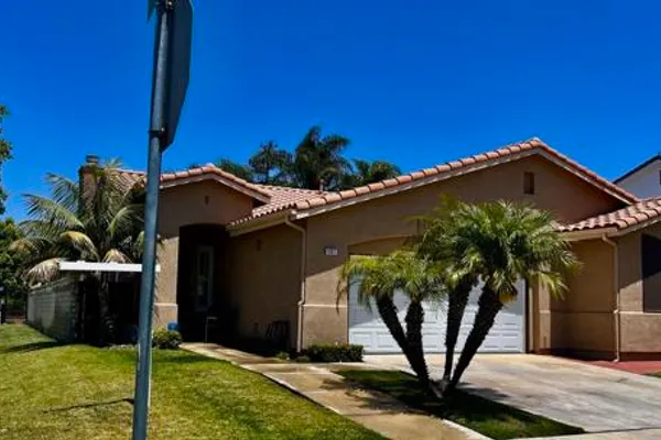 1007 MIKA WAY