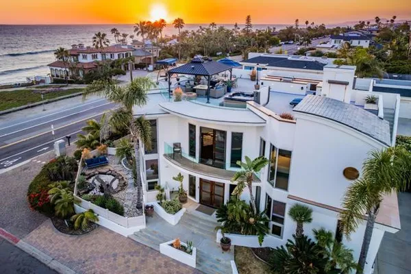 5390 CARLSBAD BLVD