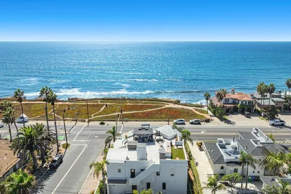 5390 CARLSBAD BLVD