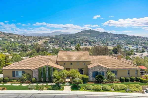 2855 WINDSTONE GLN