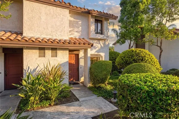 122 KAUAI LN