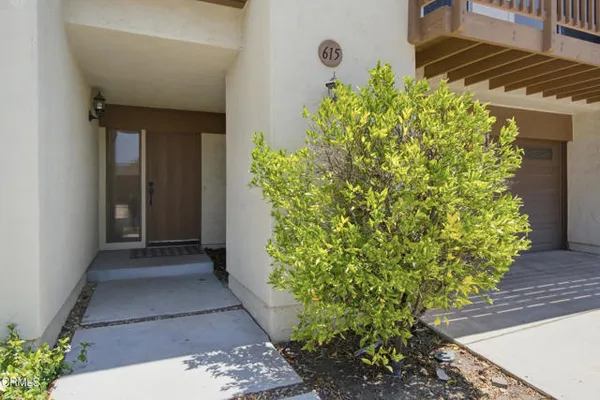 615 HOLLYBURNE LN