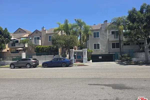 438 E SPRUCE AVE 133