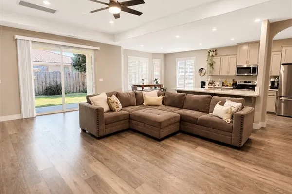 2024 DE LA VINA CT