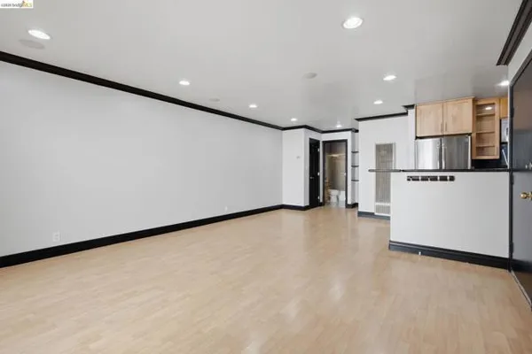 1731 ELLIS ST 14