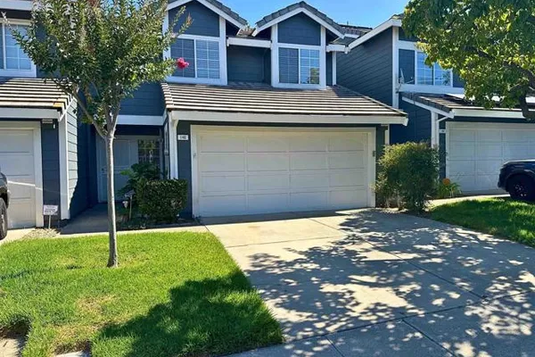 148 HERON DR