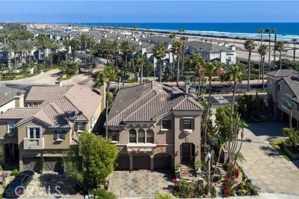 5612 OCEAN VISTA DR