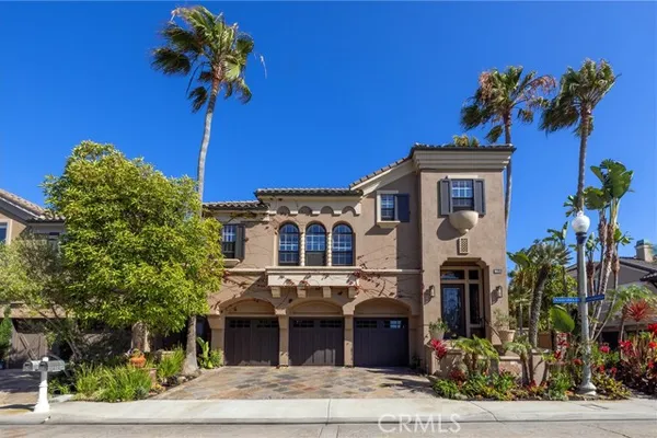 5612 OCEAN VISTA DR