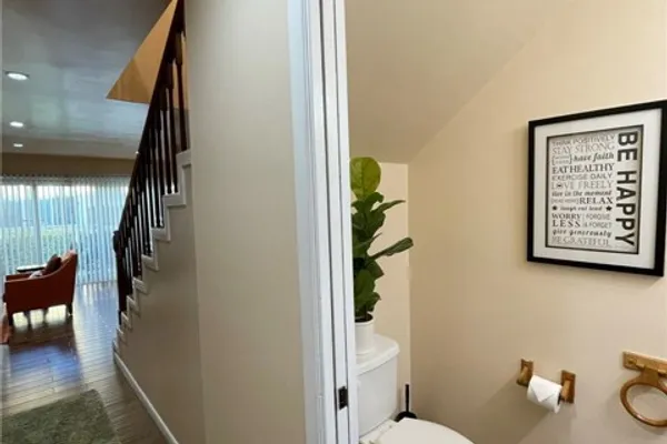 3500 W MANCHESTER BLVD 195