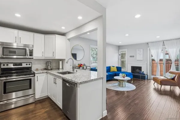2960 BROADWAY 7