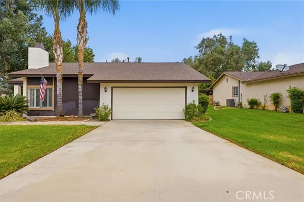 803 E PALM AVE