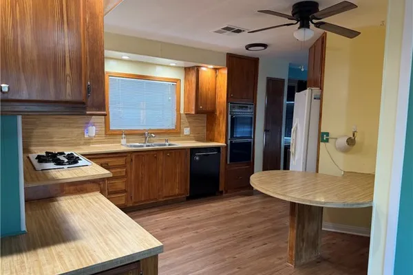 1400 S SUNKIST ST SPC 31