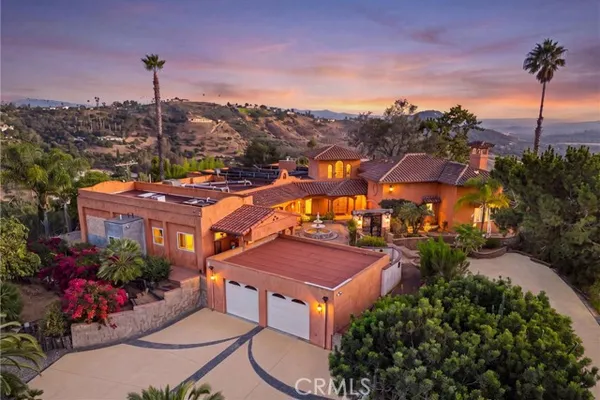 3838 FOXGLOVE LN