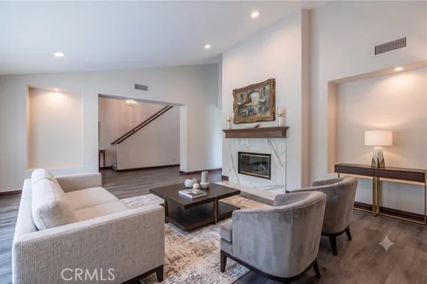 4422 ALTA TUPELO DR