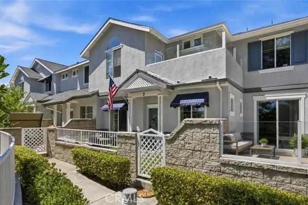 7 CORONADO CAY LN