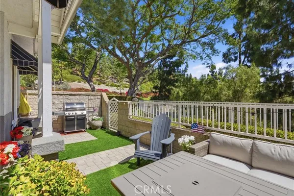 7 CORONADO CAY LN